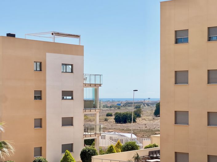 Image No.42-2 Bed Apartment for sale