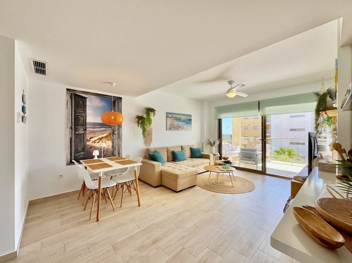 Image No.8-2 Bed Apartment for sale