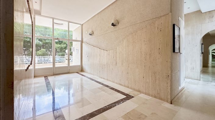 Image No.24-2 Bed Apartment for sale
