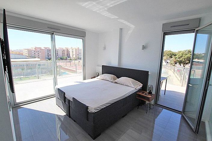 Image No.21-3 Bed Penthouse for sale