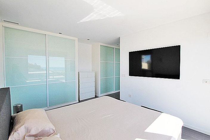 Image No.24-3 Bed Penthouse for sale