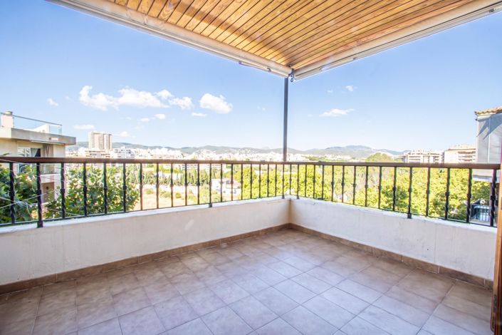 Image No.2-5 Bed Apartment for sale