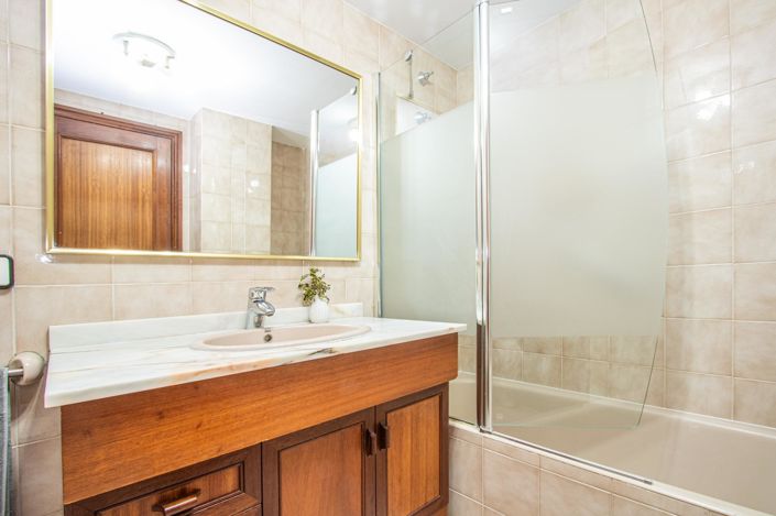 Image No.27-5 Bed Apartment for sale