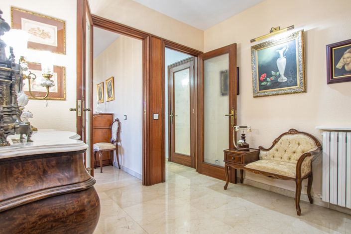 Image No.31-5 Bed Apartment for sale