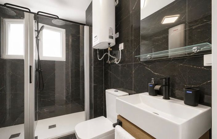 Image No.10-3 Bed Apartment for sale
