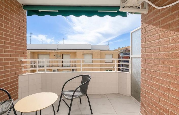 Image No.13-3 Bed Apartment for sale