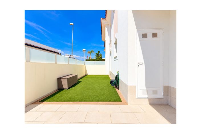 Image No.3-2 Bed Property for sale