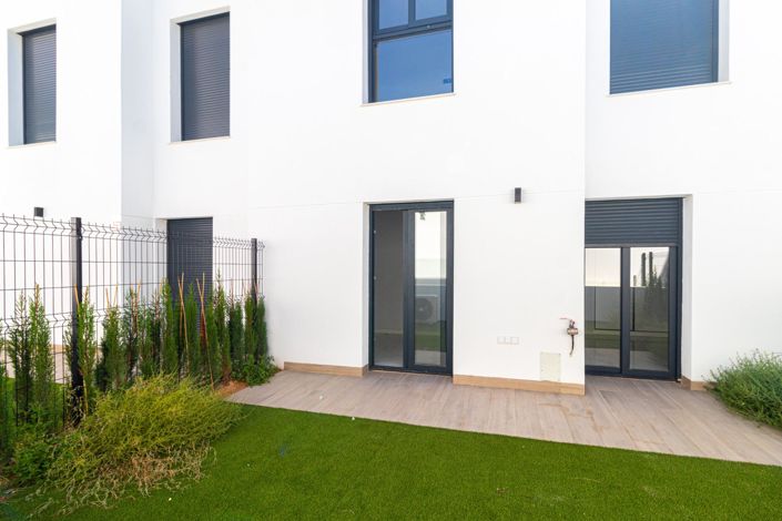 Image No.18-3 Bed Apartment for sale