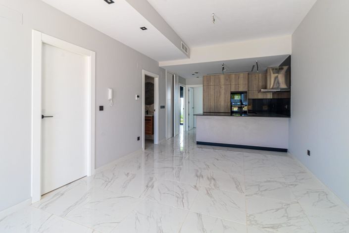 Image No.5-3 Bed Apartment for sale