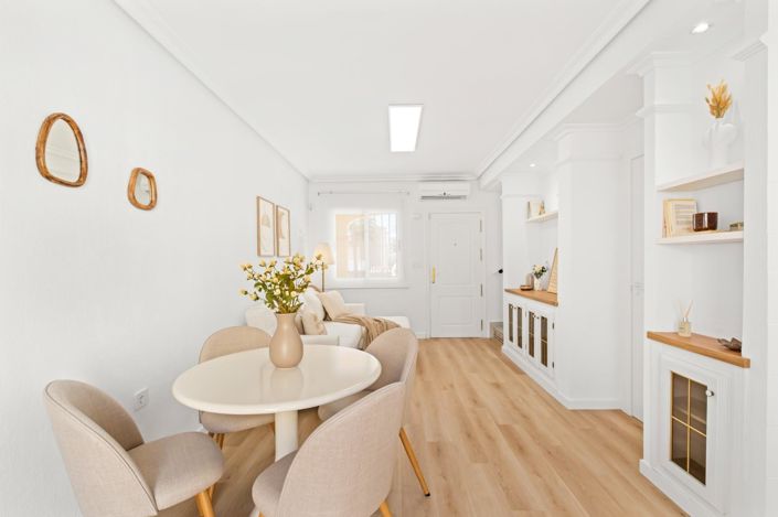 Image No.10-2 Bed Townhouse for sale