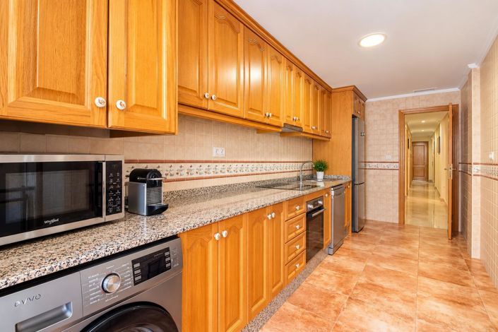 Image No.13-3 Bed Apartment for sale