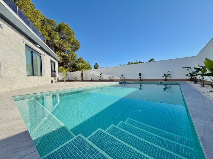 Image No.45-4 Bed Villa for sale