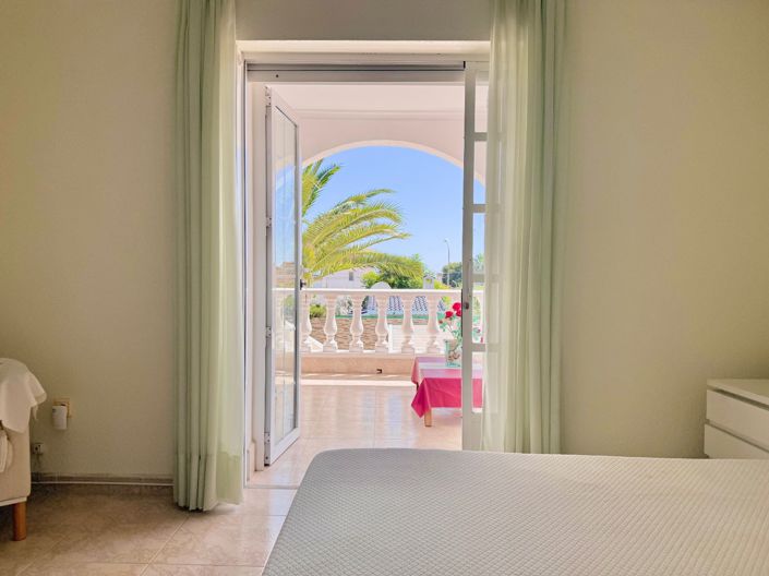 Image No.15-4 Bed Villa for sale
