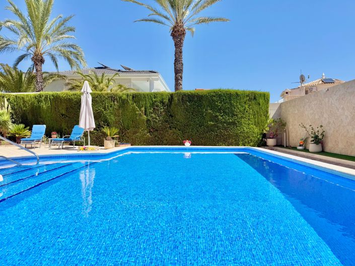 Image No.50-4 Bed Villa for sale