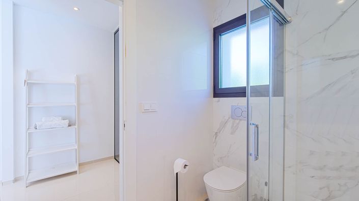 Image No.22-3 Bed Villa for sale