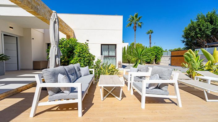 Image No.43-3 Bed Villa for sale
