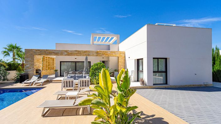 Image No.44-3 Bed Villa for sale