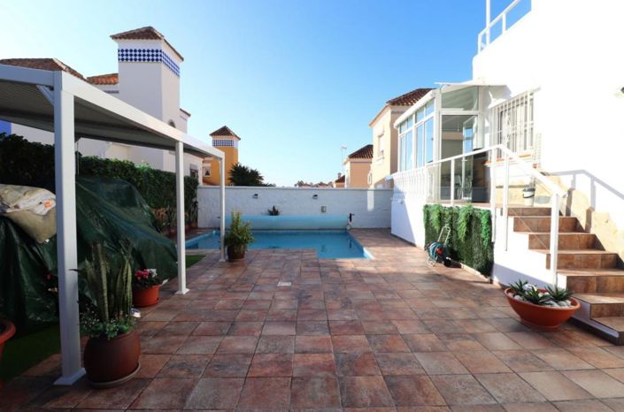Image No.30-4 Bed Villa for sale