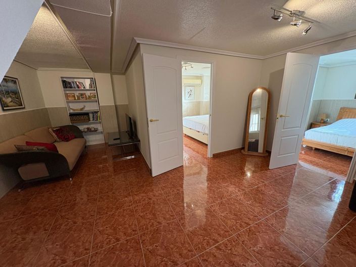 Image No.17-4 Bed Villa for sale