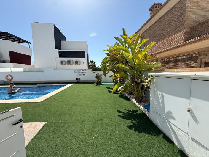 Image No.28-3 Bed Apartment for sale