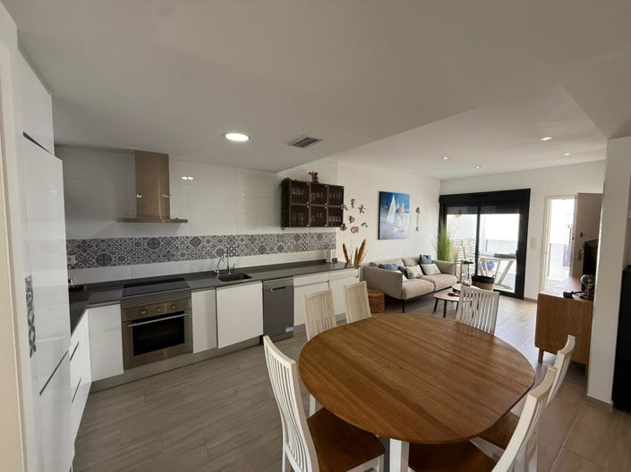 Image No.6-3 Bed Apartment for sale