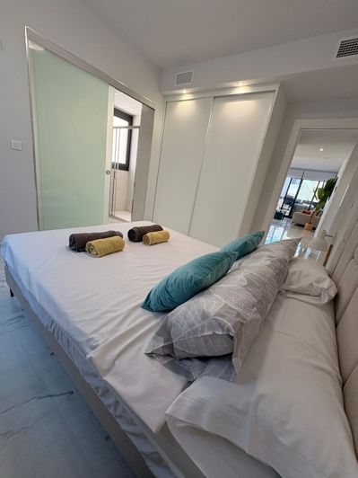 Image No.8-2 Bed Apartment for sale