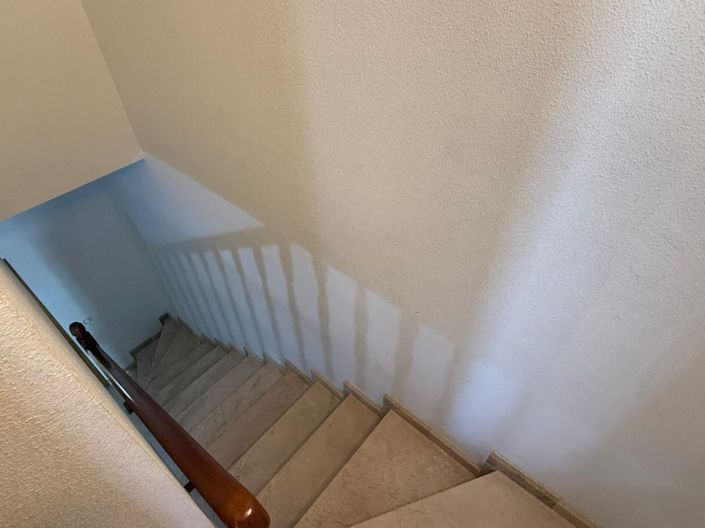Image No.24-4 Bed Townhouse for sale