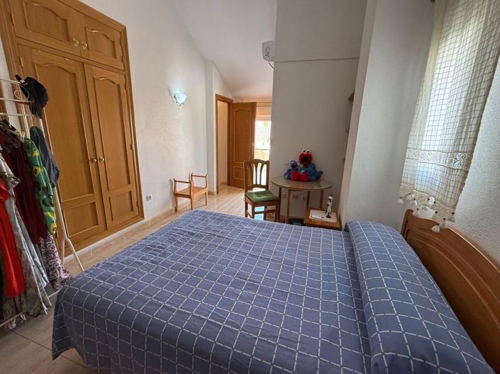 Image No.31-4 Bed Townhouse for sale
