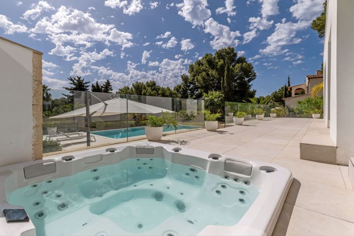 Image No.3-5 Bed Villa for sale