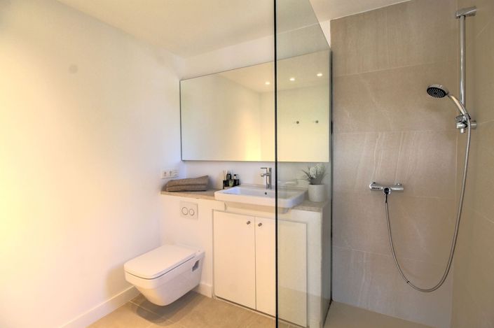 Image No.14-4 Bed Apartment for sale