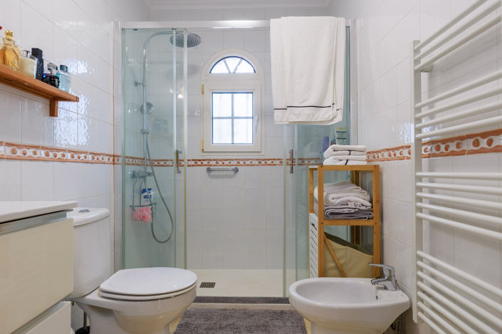 Image No.22-2 Bed Townhouse for sale