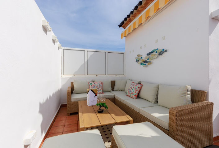 Image No.27-2 Bed Townhouse for sale