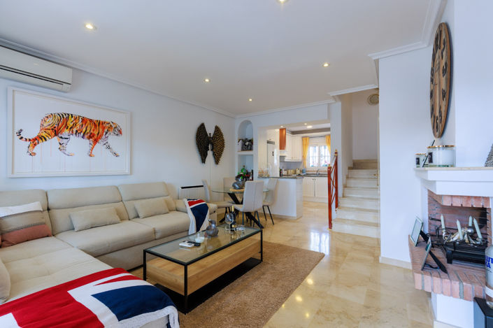 Image No.3-2 Bed Townhouse for sale