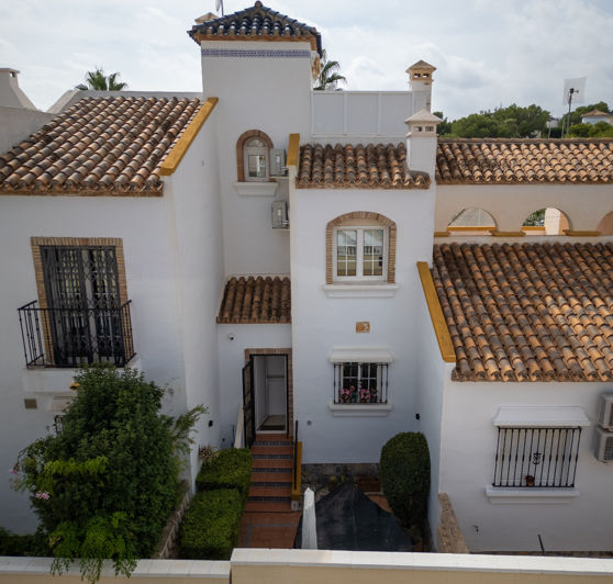 Image No.35-2 Bed Townhouse for sale