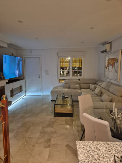 Image No.9-2 Bed Townhouse for sale