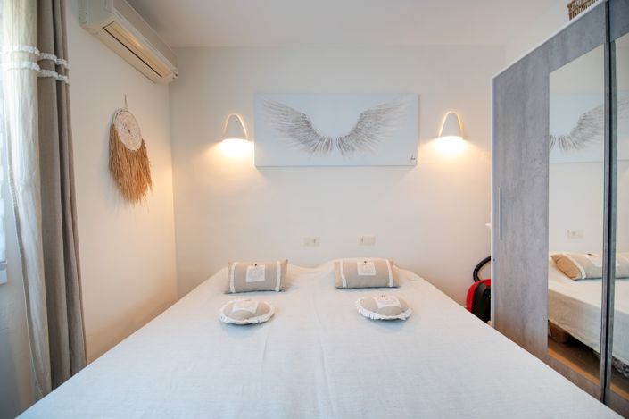 Image No.27-2 Bed Villa for sale