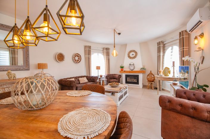 Image No.4-2 Bed Villa for sale