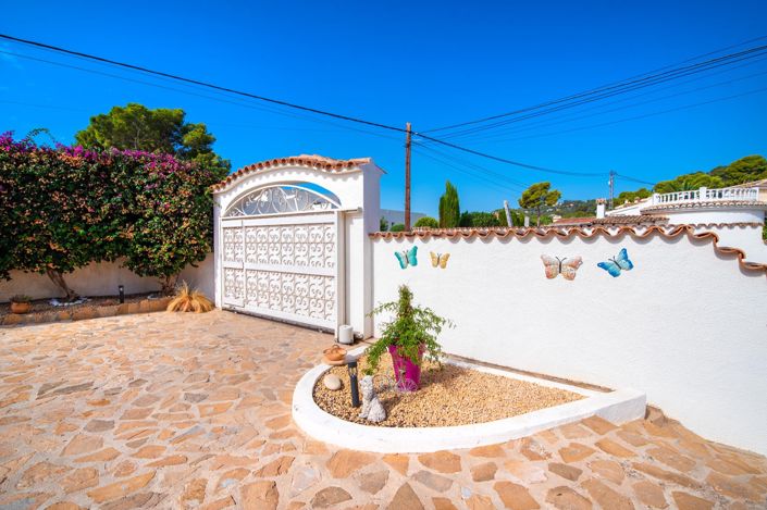 Image No.42-2 Bed Villa for sale