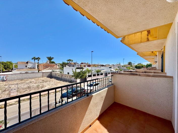 Image No.20-3 Bed Duplex for sale