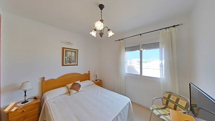 Image No.41-3 Bed Apartment for sale