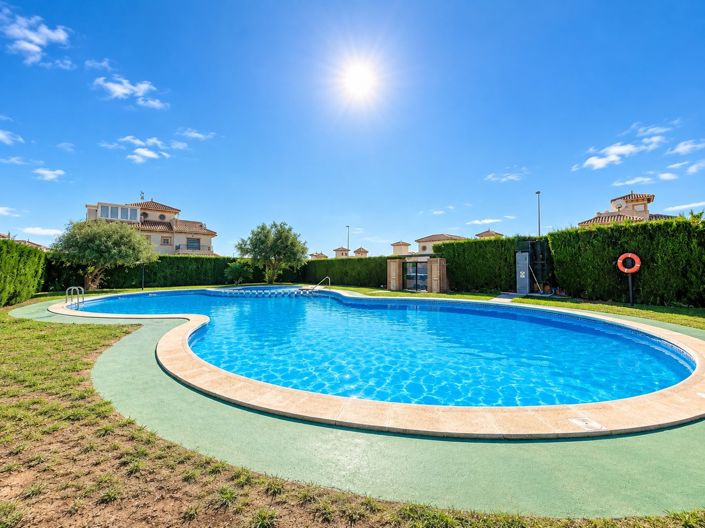 Image No.3-3 Bed Townhouse for sale