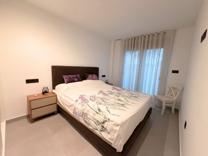 Image No.14-2 Bed Apartment for sale