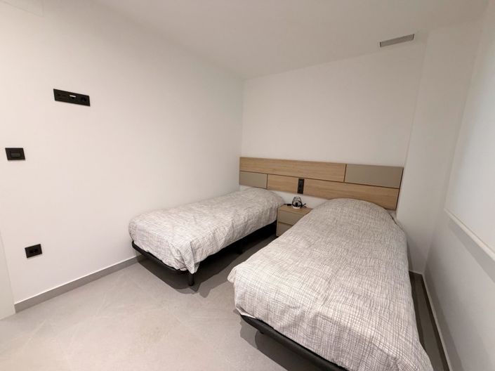 Image No.19-2 Bed Apartment for sale