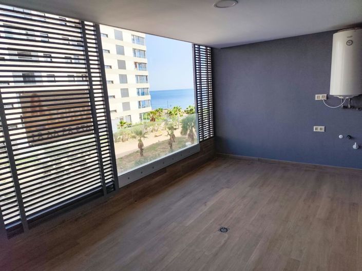 Image No.10-3 Bed Apartment for sale
