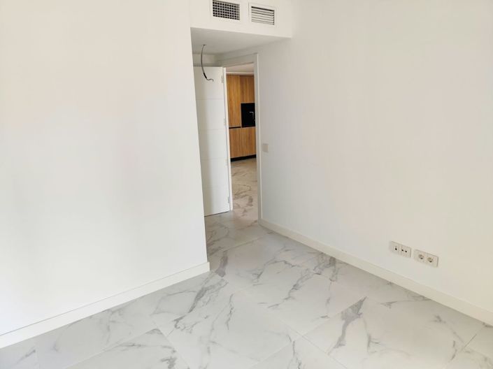 Image No.15-3 Bed Apartment for sale