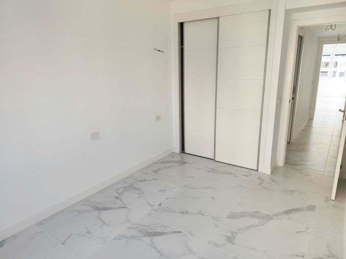Image No.28-3 Bed Apartment for sale