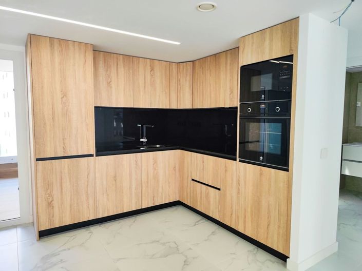 Image No.8-3 Bed Apartment for sale