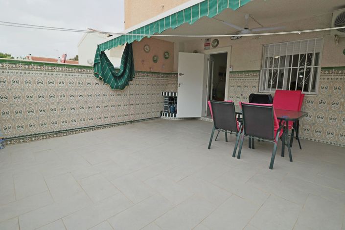 Image No.27-3 Bed Townhouse for sale