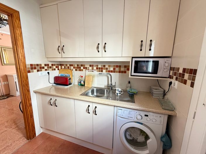 Image No.11-3 Bed Townhouse for sale