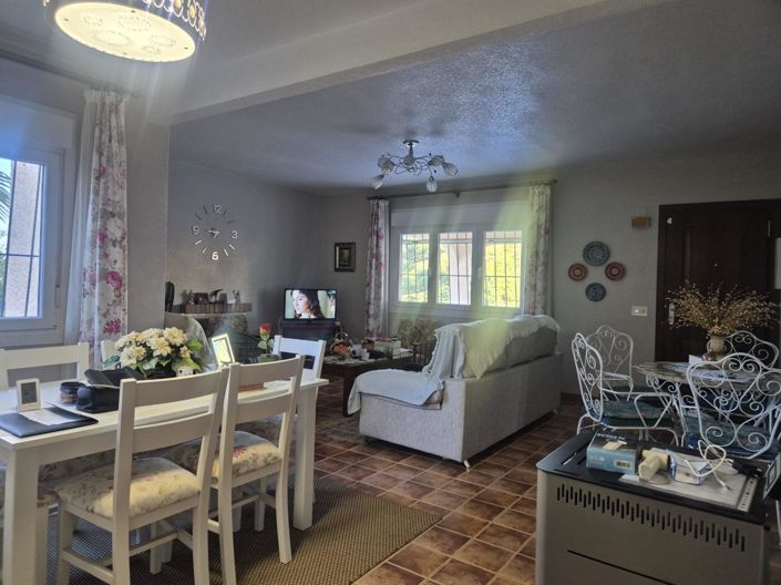 Image No.5-3 Bed Villa for sale